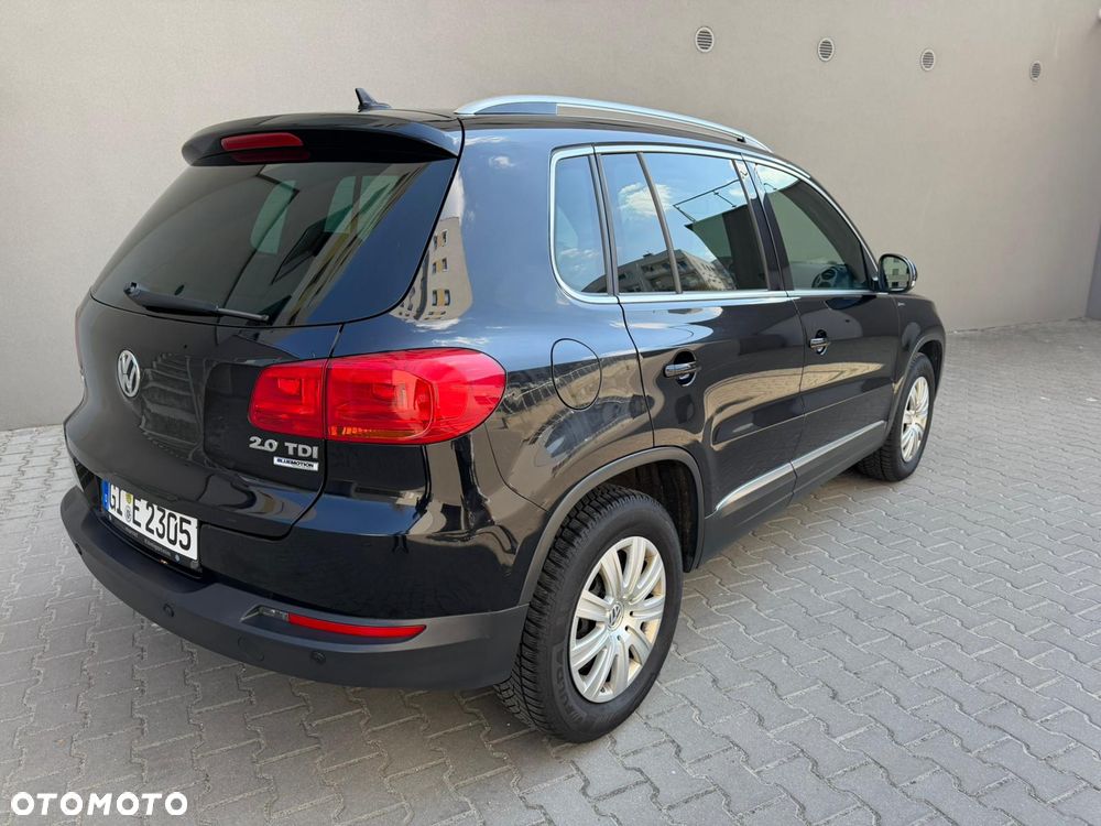 Volkswagen Tiguan 2.0 TDI DPF BlueMotion Technology Lounge Sport & Style - 8