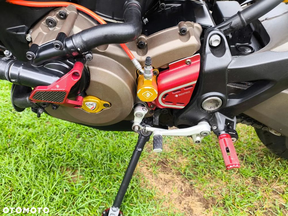 Ducati Monster - 15