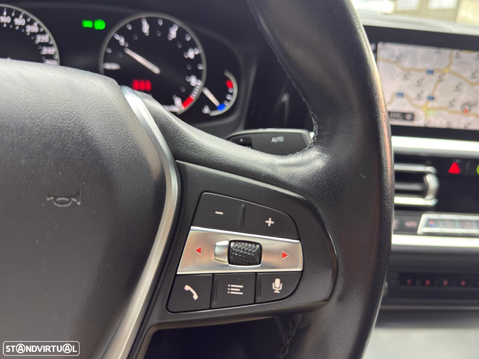 BMW 318 d Line Sport Shadow - 31