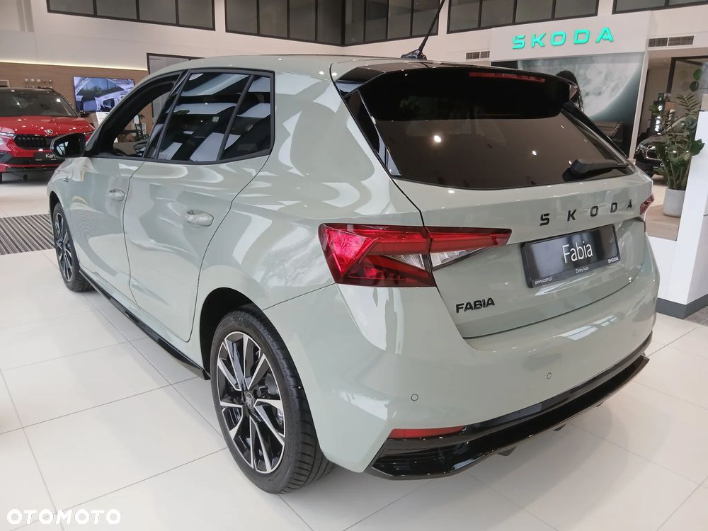 Skoda Fabia 1.0 TSI Monte Carlo DSG - 8