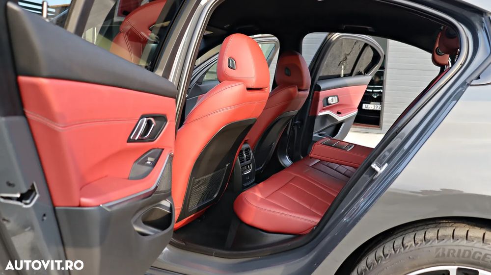 BMW Seria 3 330e Aut. M Sport - 16