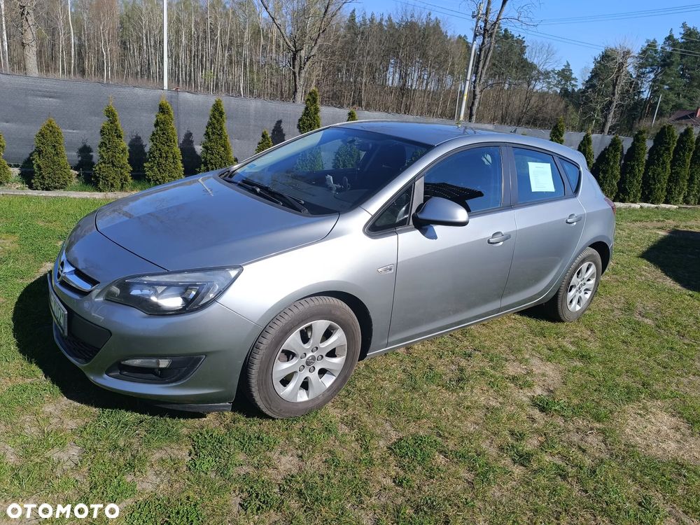 Opel Astra - 1