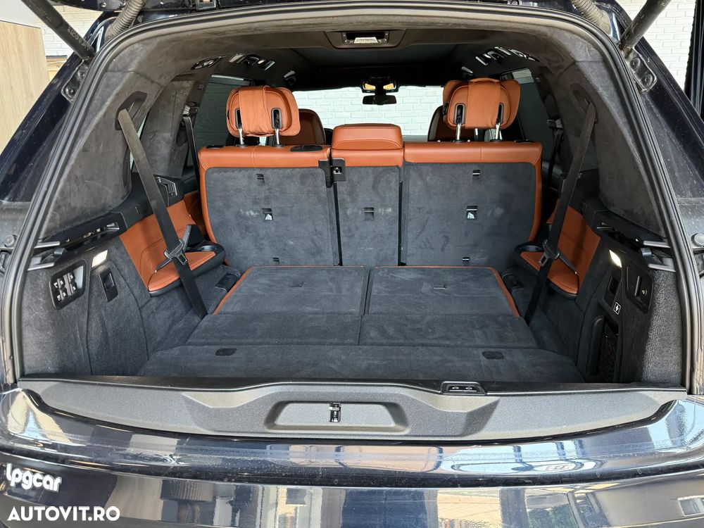 BMW X7 M50i - 16