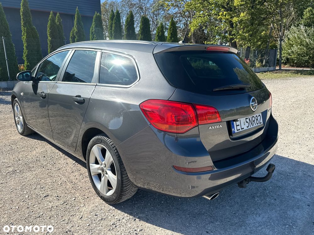Opel Astra 1.4 Turbo Cosmo - 13