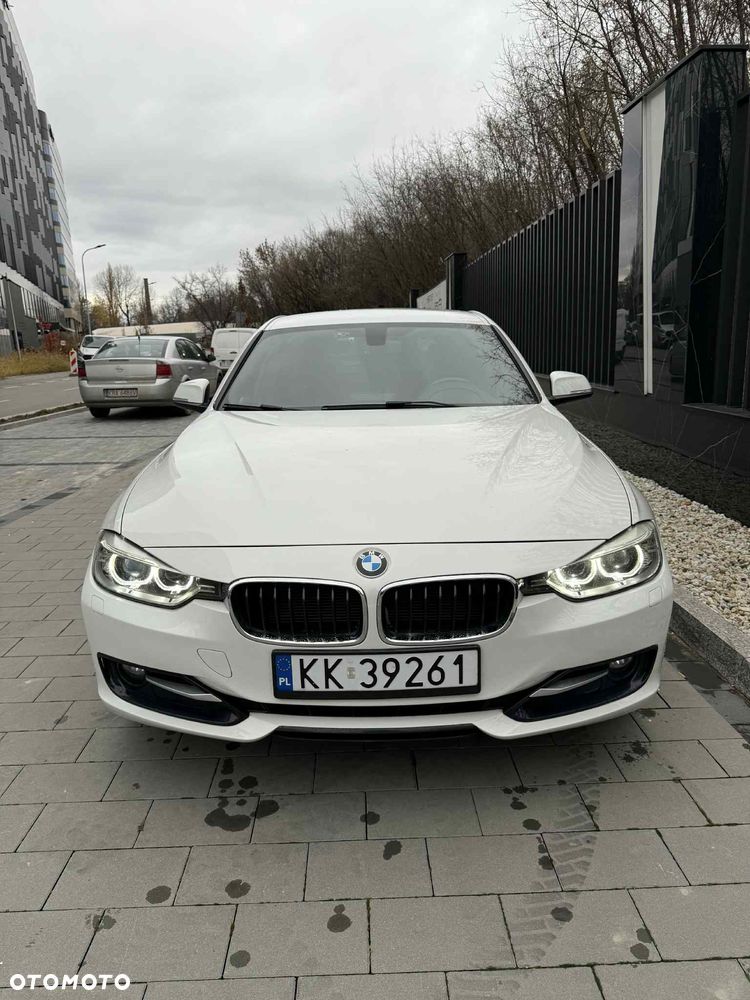 BMW Seria 3 320d xDrive Sport-Aut Sport Line - 6