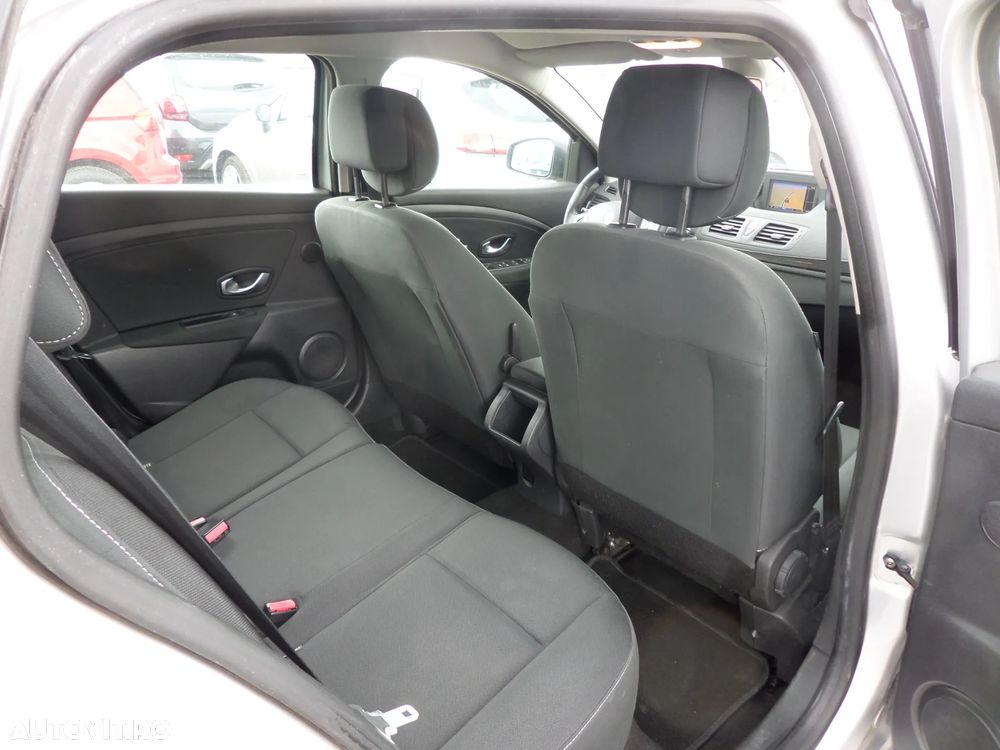 Renault Megane 1.5 dCi Dynamique - 14