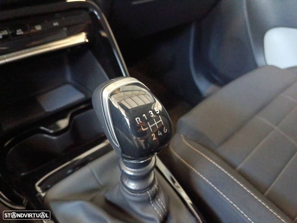 Citroën C3 Aircross 1.2 PureTech Plus - 20