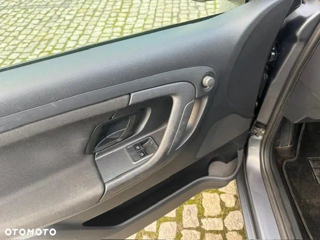 Skoda Fabia - 10