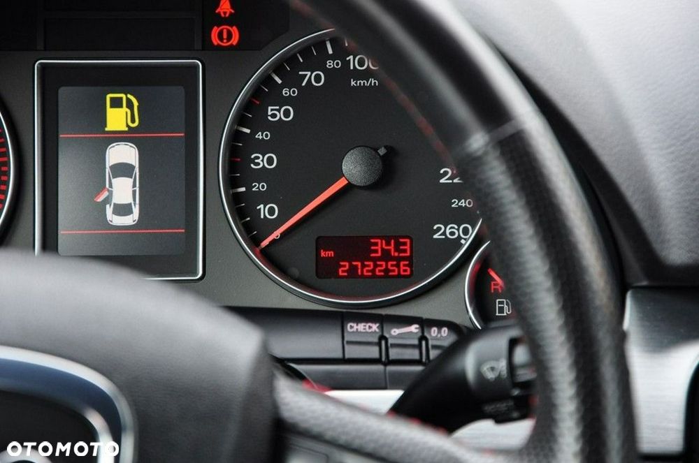 Audi A4 Avant 2.0 TDI DPF Attraction - 38