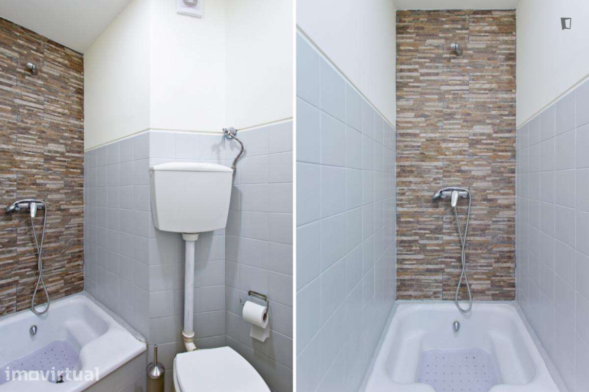 Apartamento com 1 quartos - localizado em Santo Ildefonso Porto - Grande imagem: 4/23