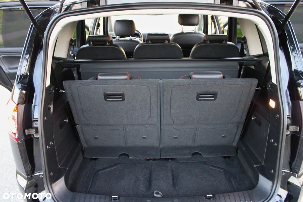 Ford S-Max 2.0 TDCi DPF Titanium - 12