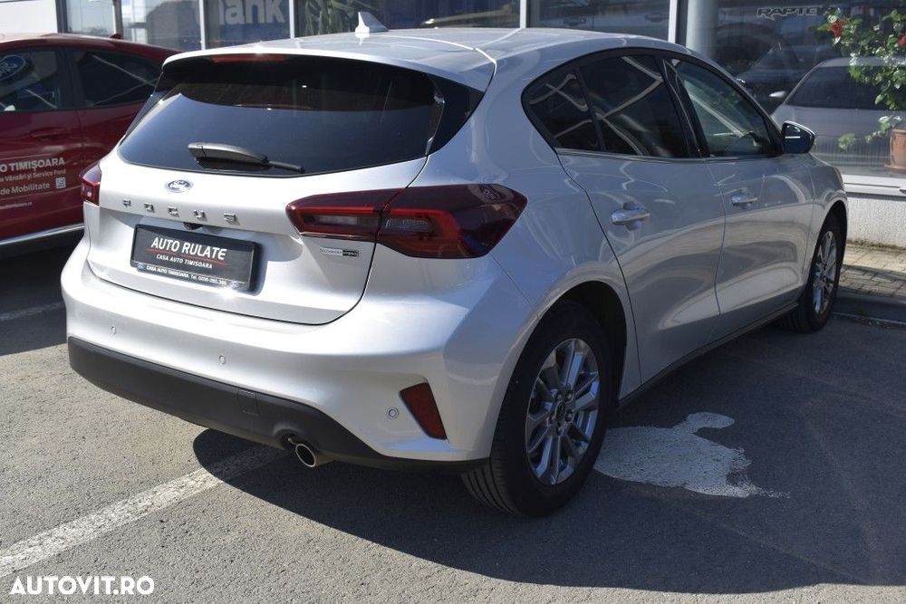 Ford Focus - 7