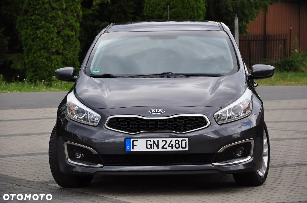 Kia Ceed 1.6 CRDi SCR L Business Line - 2