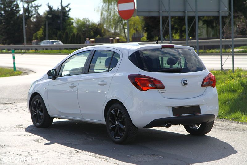 Opel Corsa 1.4 Cosmo - 4