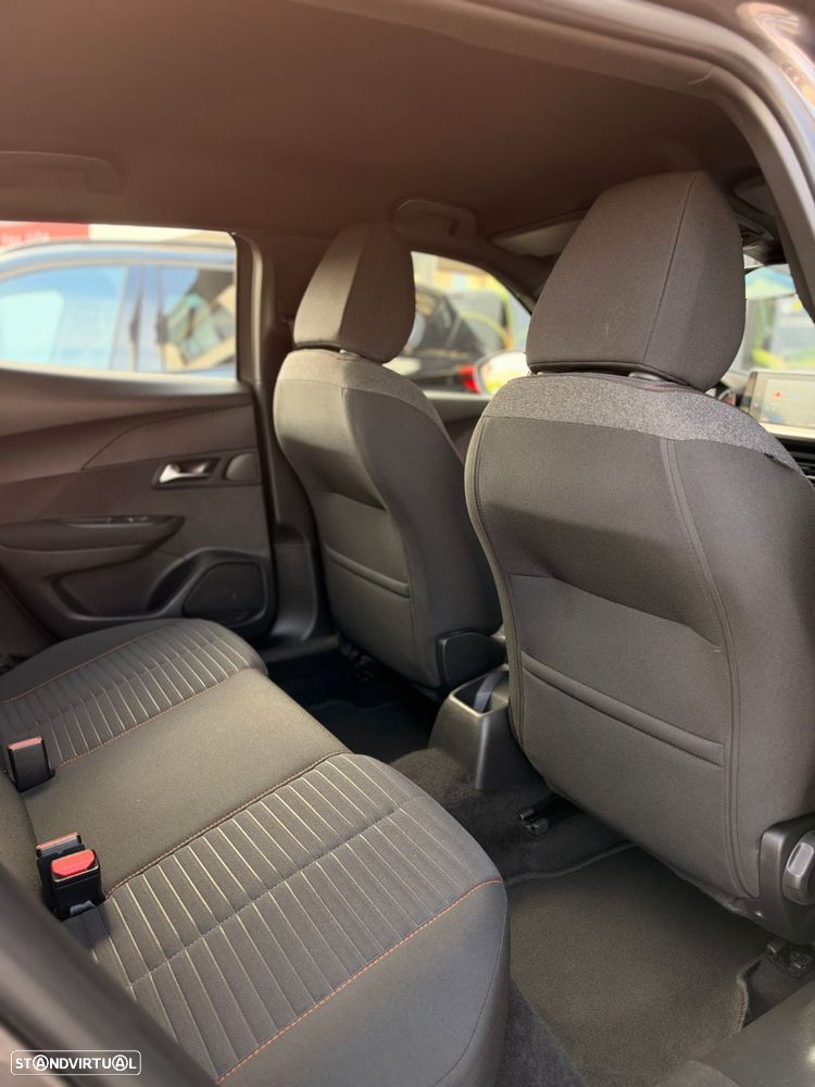 Peugeot 2008 1.2 PureTech Allure Pack - 48