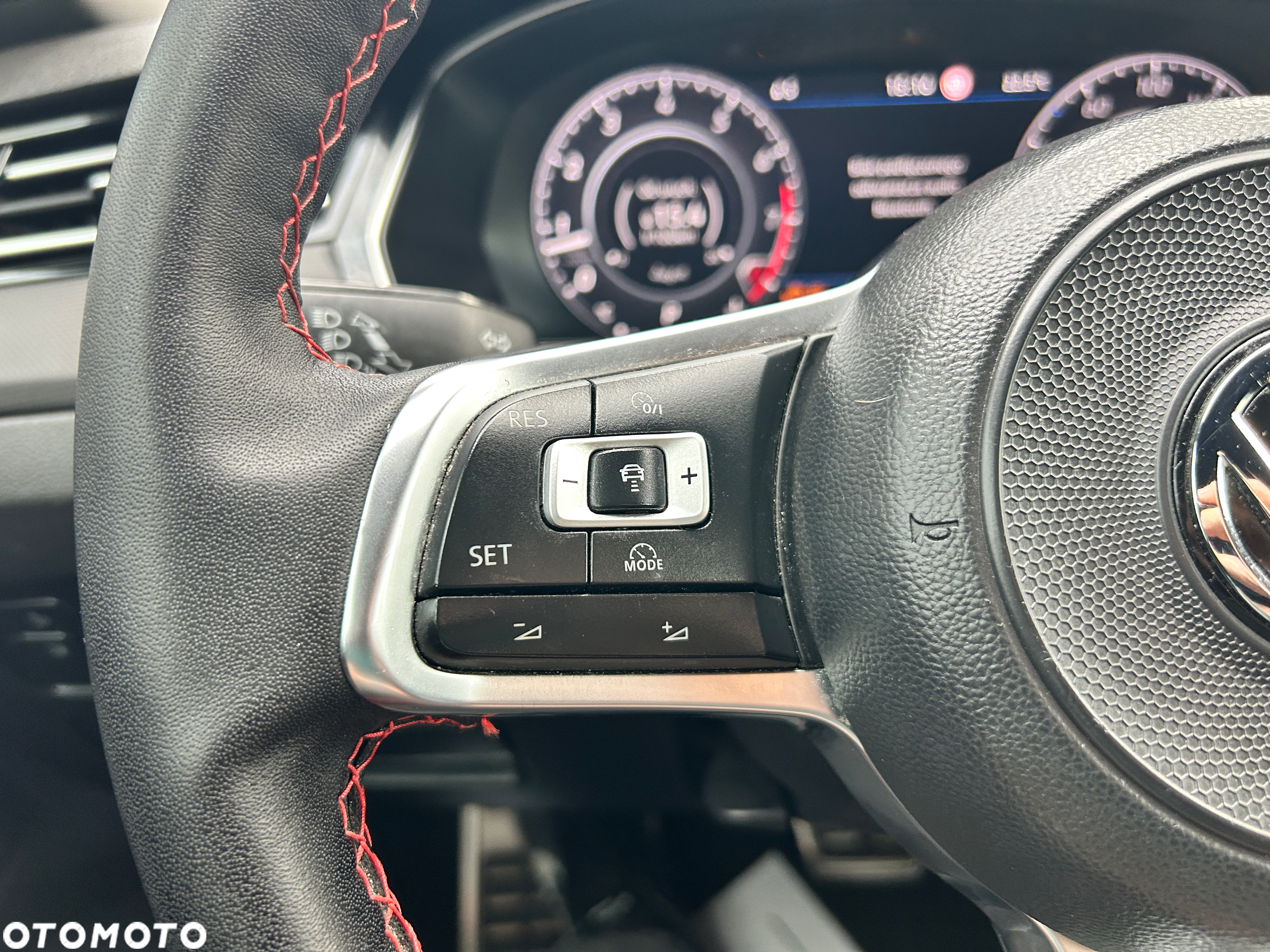 Volkswagen Arteon 2.0 TSI 4Motion R-Line DSG - 33