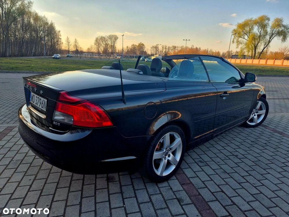 Volvo C70 2.0D Momentum - 3