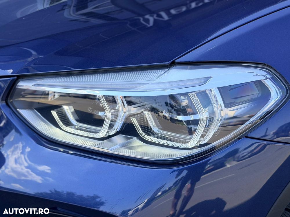 BMW X4 xDrive20i AT - 22