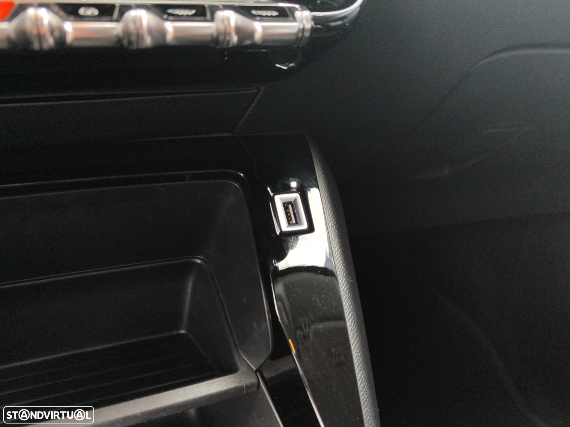 Peugeot 208 1.2 PureTech Active - 31
