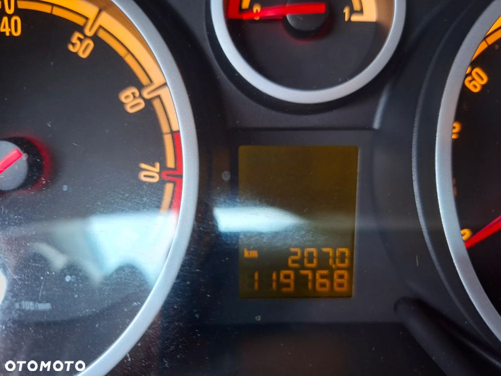 Opel Corsa - 7