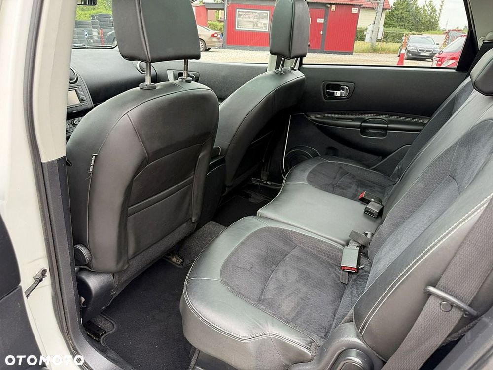 Nissan Qashqai+2 - 13