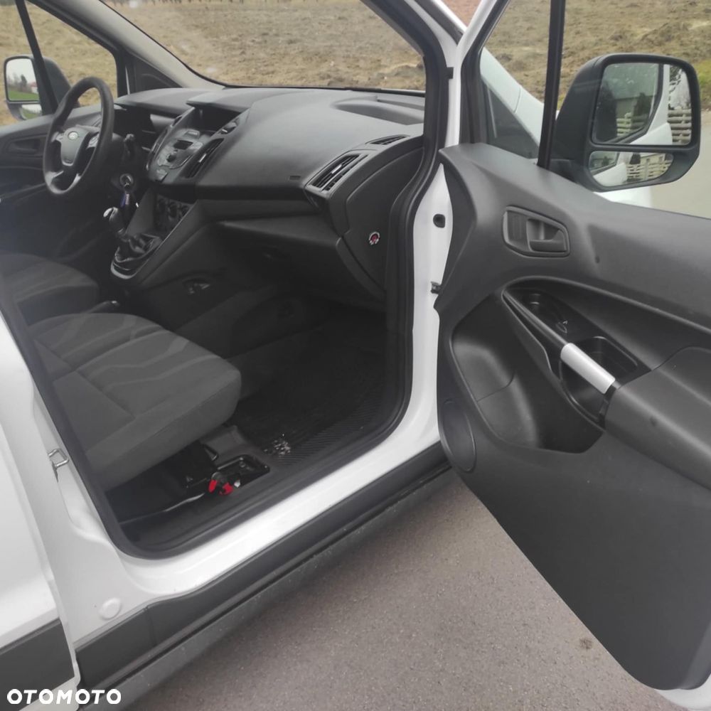 Ford Transit Connect - 13