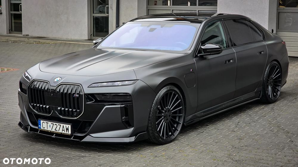 BMW Seria 7 - 38
