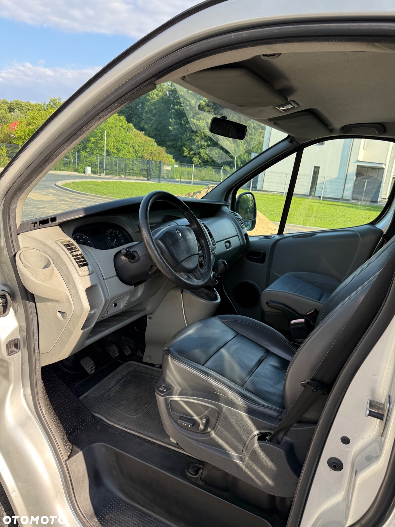 Renault Trafic L1H1 Passenger Lux - 25