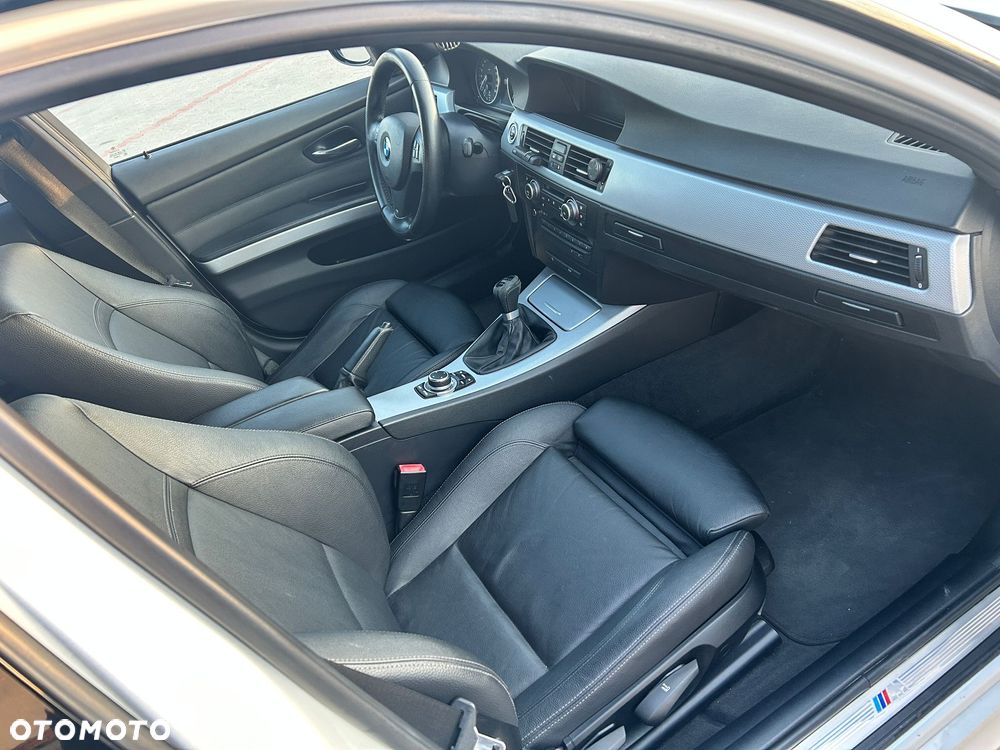 BMW Seria 3 320d - 19