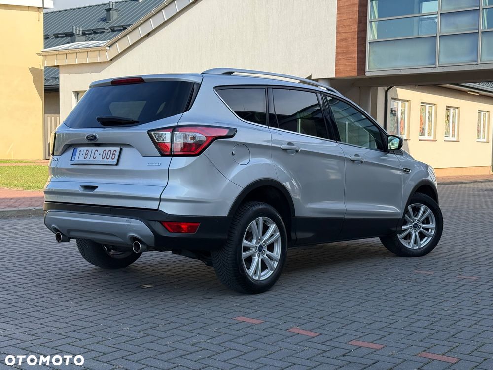 Ford Kuga - 3