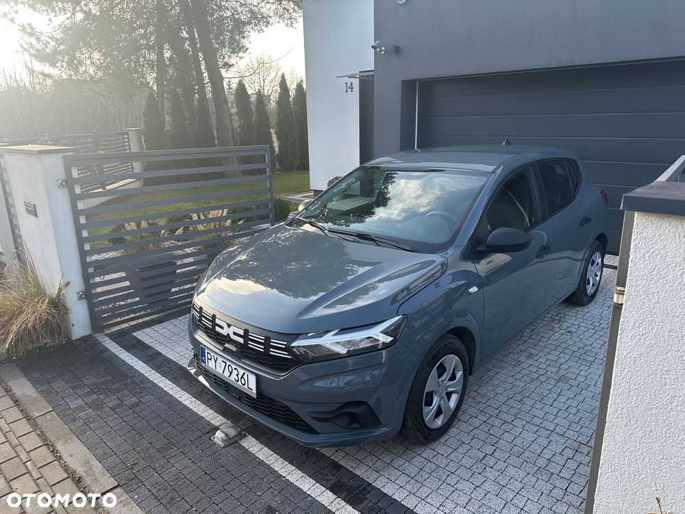 Dacia Sandero SCe 65 Essential - 4