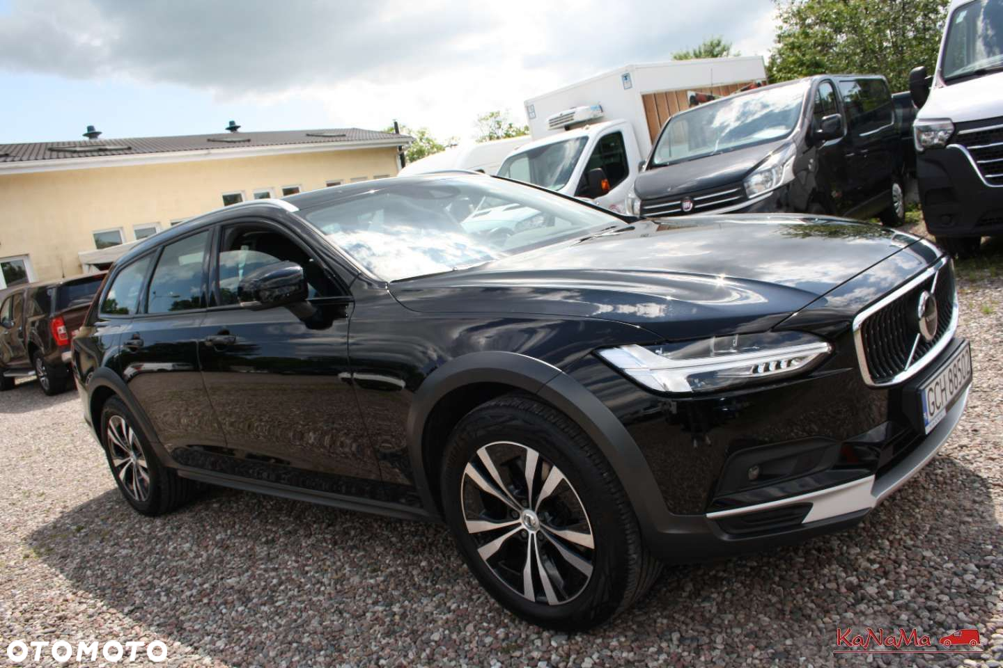 Volvo V90 Cross Country - 14