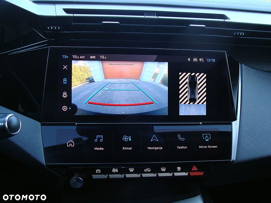 Peugeot 408 1.6 Plug-In Hybrid 225 Allure Pack EAT8 - 22