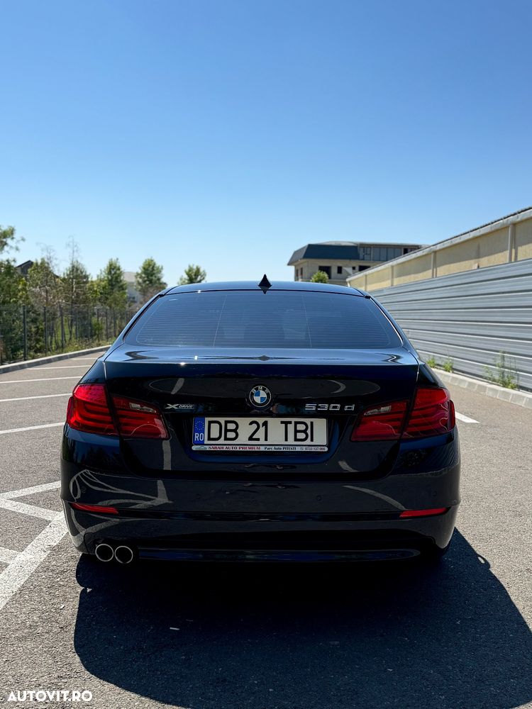 BMW Seria 5 530d xDrive - 5