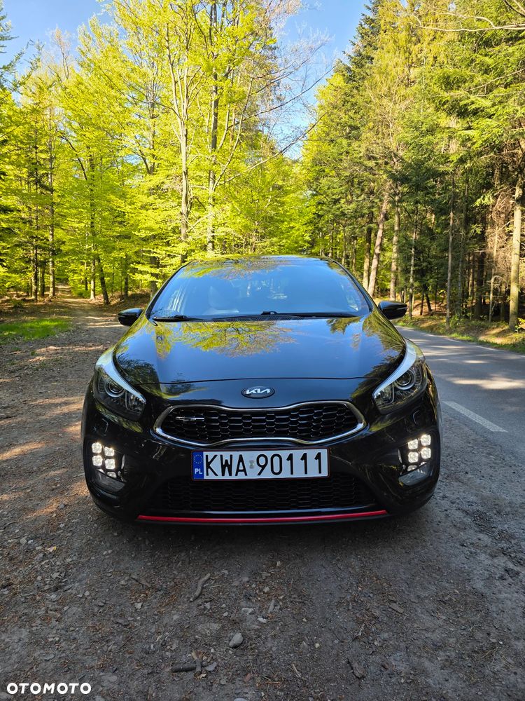 Kia Ceed 1.6 T-GDI GT L - 4