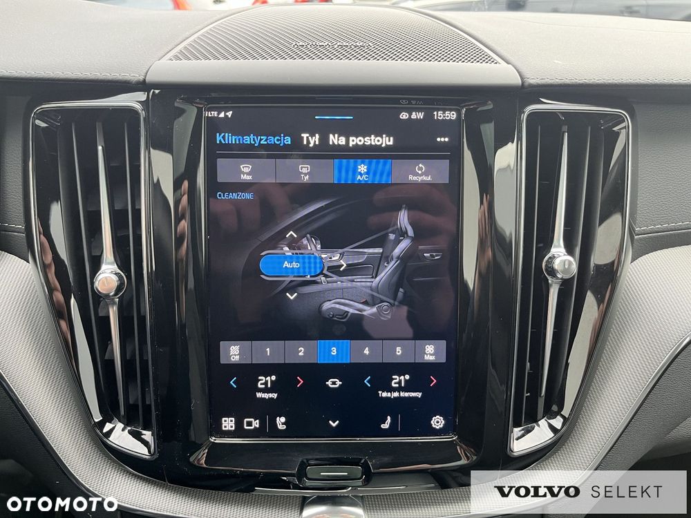 Volvo XC 60 - 23