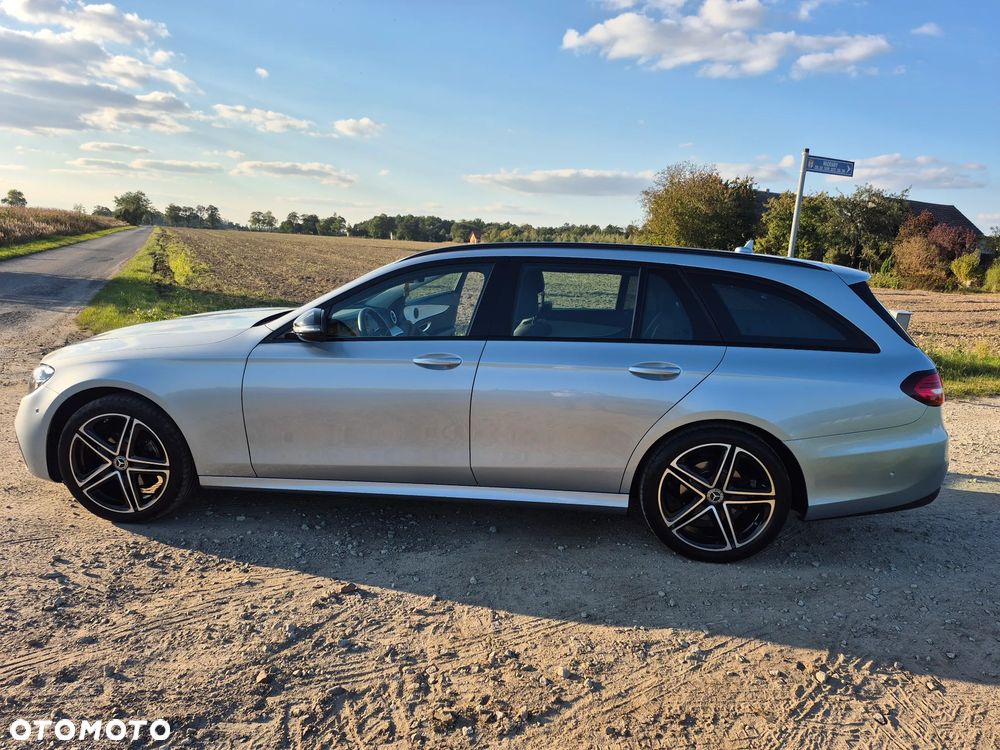Mercedes-Benz Klasa E 220 d T 9G-TRONIC AMG Line - 5
