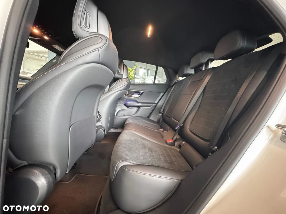 Mercedes-Benz GLC 300 mHEV 4-Matic AMG Line - 8