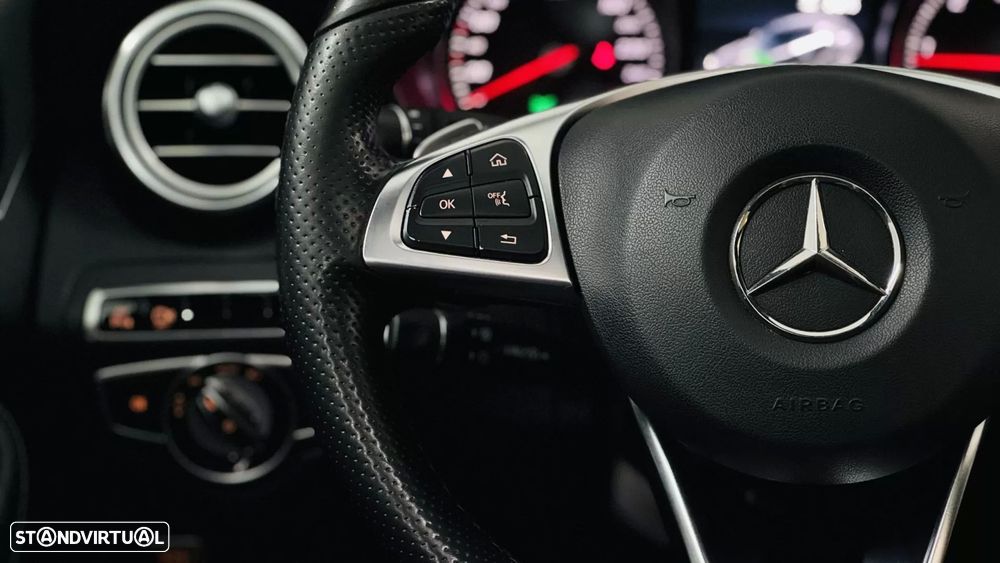 Mercedes-Benz C 300 h AMG Line - 33