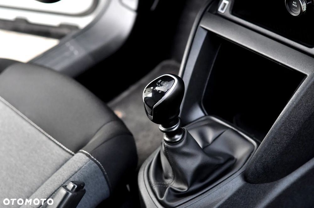 Citroën C4 BlueHDi 110 Stop&Start C-SERIES - 20