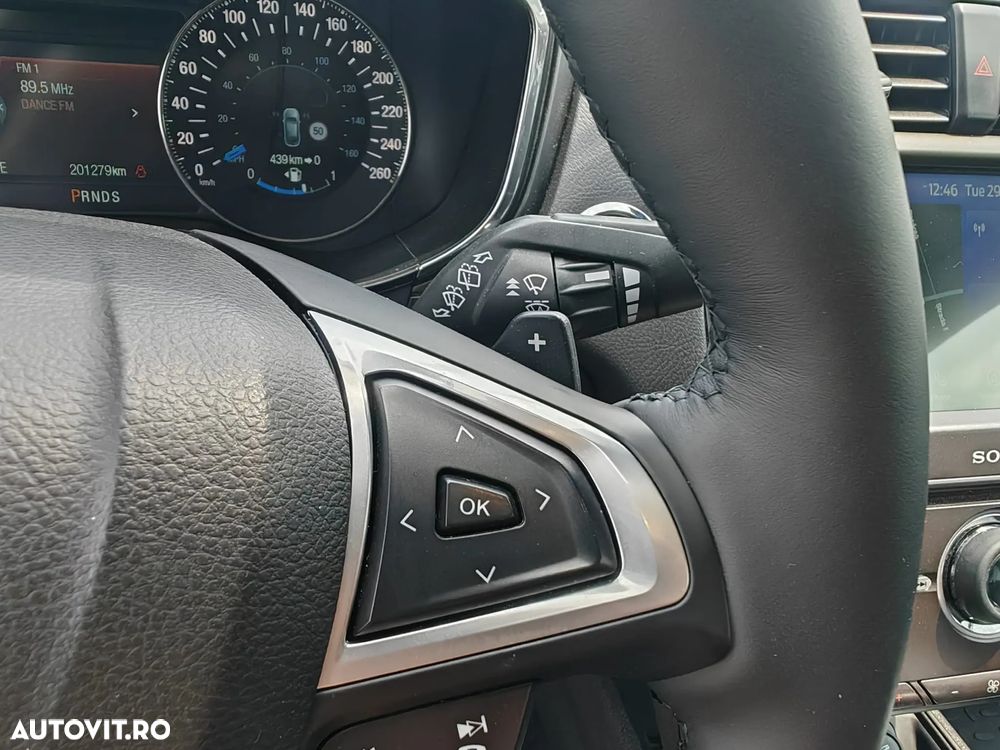 Ford Mondeo 2.0 TDCi Powershift Titanium - 19