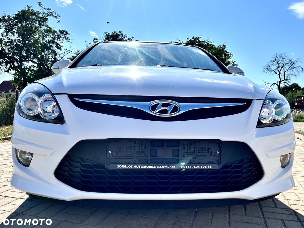 Hyundai i30 1.4 Team 08 - 8