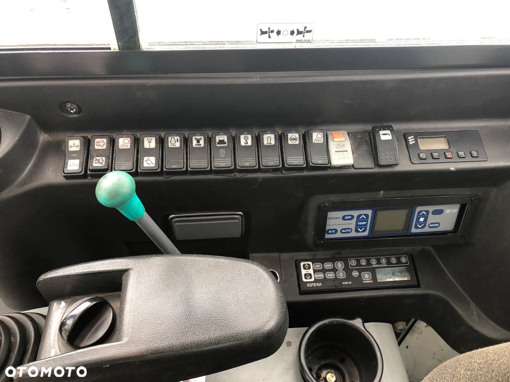 Takeuchi TB295W - 24