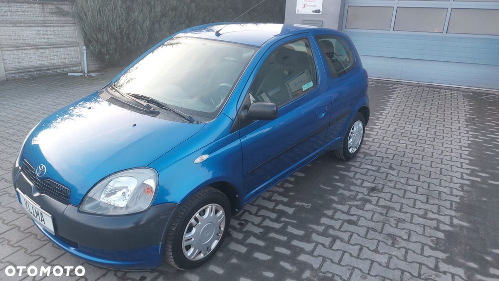 Toyota Yaris - 1