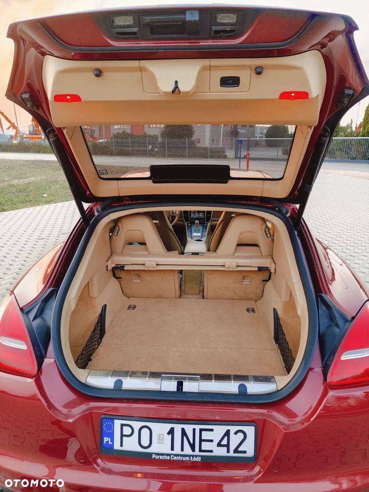 Porsche Panamera 4S - 20