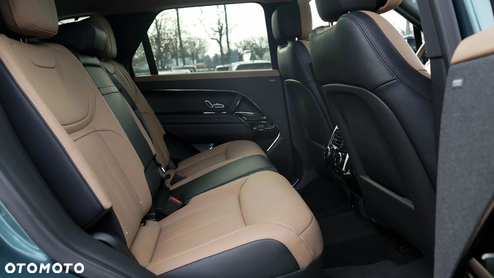 Land Rover Range Rover Sport D300 Dynamic HSE - 26