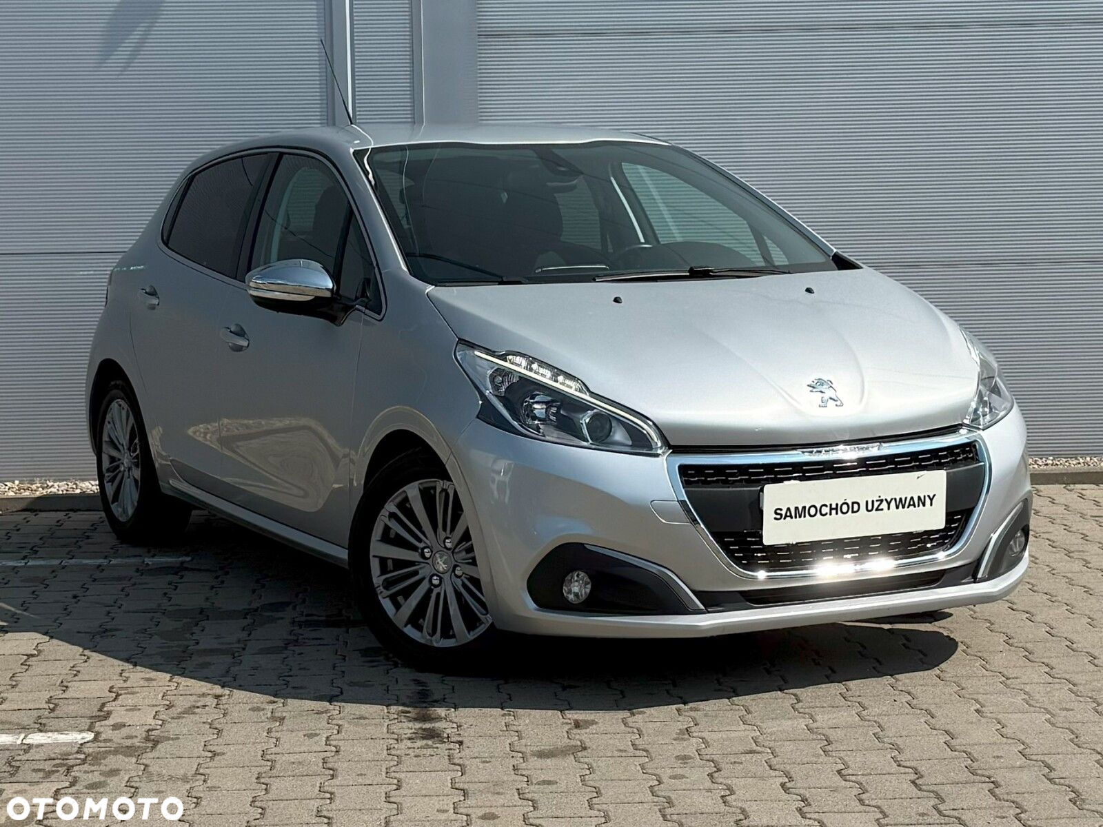 Peugeot 208 1.2 PureTech Allure S&S - 4