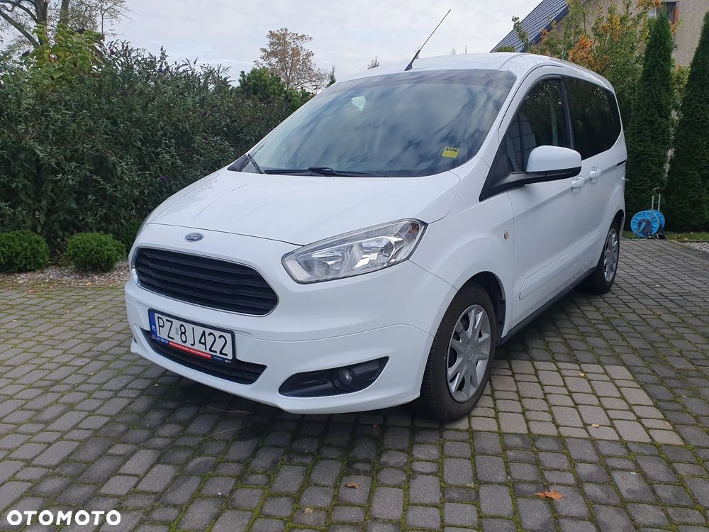 Ford Tourneo Courier - 1