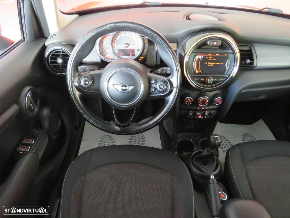 MINI 5 Portas Cooper D - 14