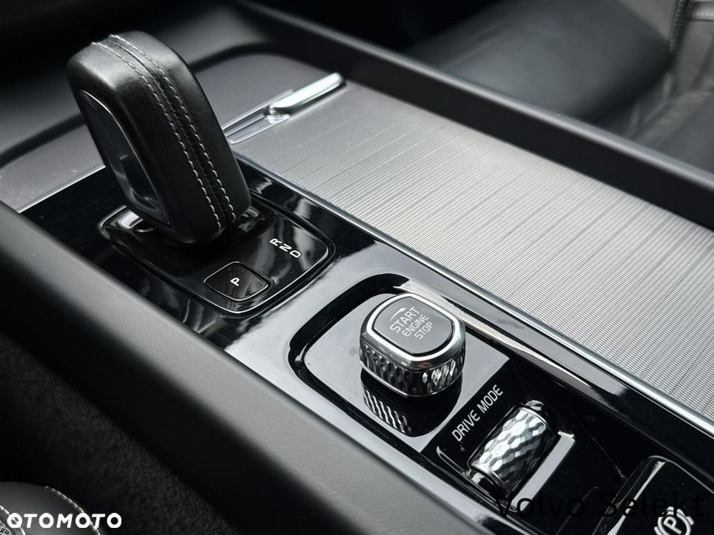 Volvo XC 60 - 21